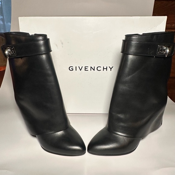 Givenchy Black Shark Lock Foldover Boots 36 1/2 Authentic with Box & Dust Bag - Picture 1 of 13